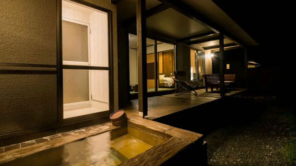 Ryokan Saikura: An Inn with Private Detached Rooms, Each Featuring an Open-Air Hot Spring Bath with Free-Flowing Spring Water