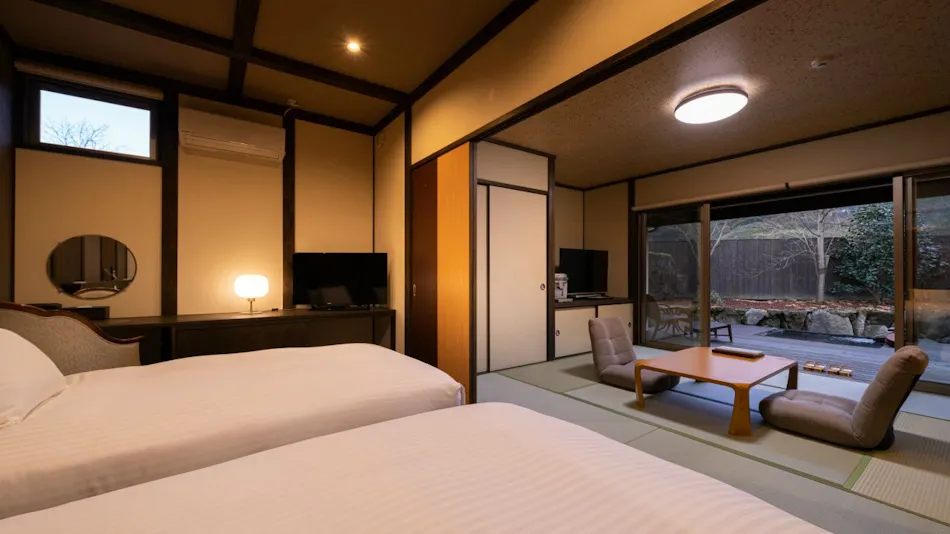 Ryokan Saikura: An Inn with Private Detached Rooms, Each Featuring an Open-Air Hot Spring Bath with Free-Flowing Spring Water