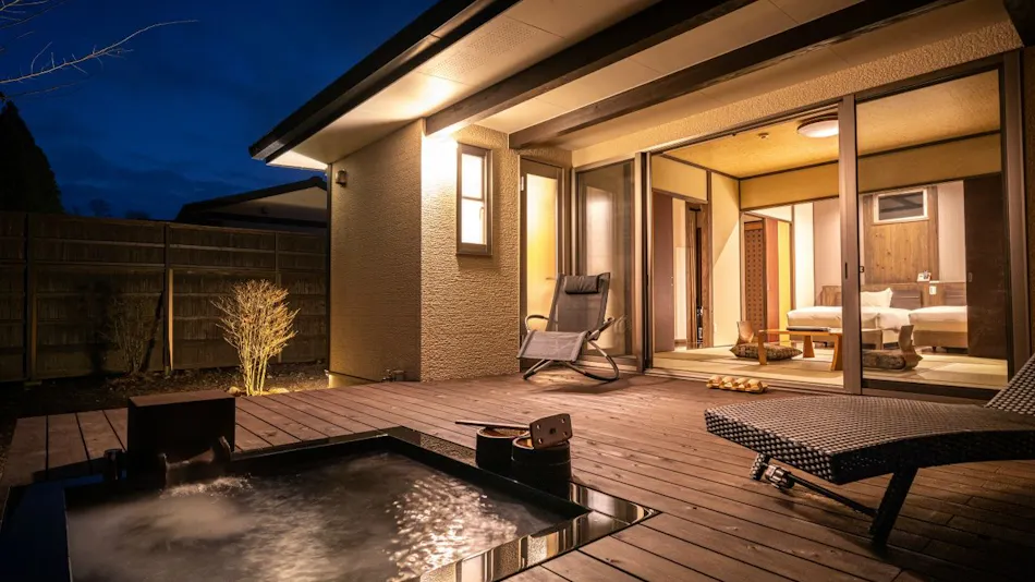 Ryokan Saikura: An Inn with Private Detached Rooms, Each Featuring an Open-Air Hot Spring Bath with Free-Flowing Spring Water