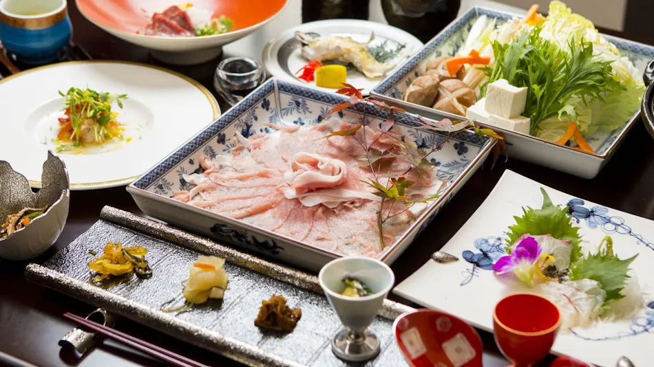 Ryokan Saikura: An Inn with Private Detached Rooms, Each Featuring an Open-Air Hot Spring Bath with Free-Flowing Spring Water