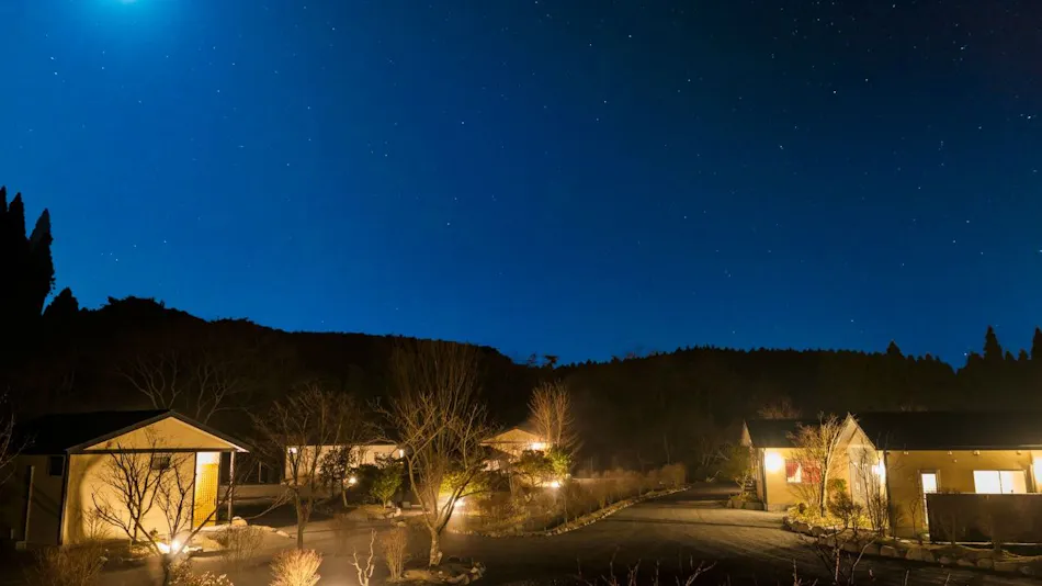 Ryokan Saikura: An Inn with Private Detached Rooms, Each Featuring an Open-Air Hot Spring Bath with Free-Flowing Spring Water