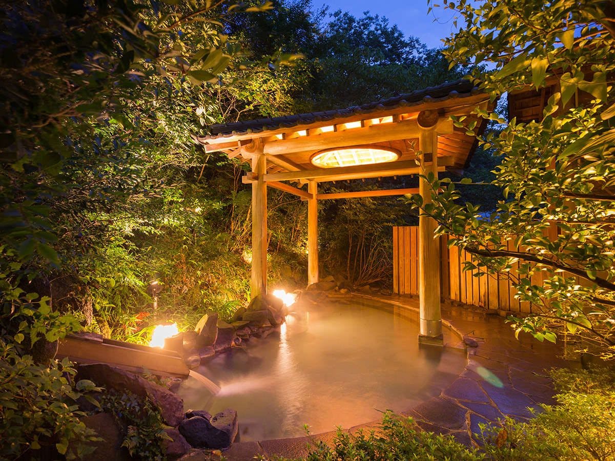 【満月庵】（ระบบสลับเพศชายหญิง）