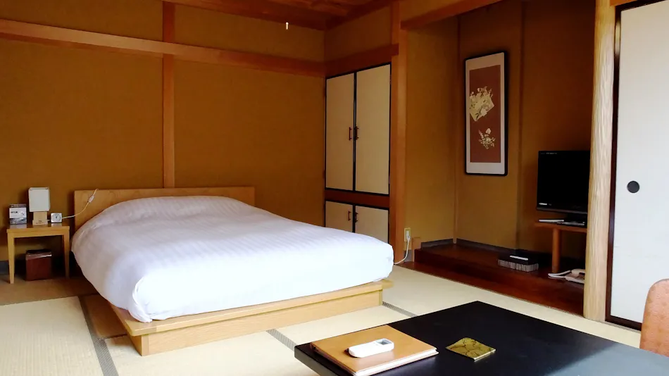 Kanazawa Yuyaruru Saisai