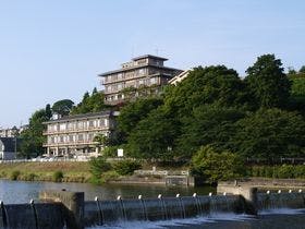 金沢の宿 由屋るる犀々