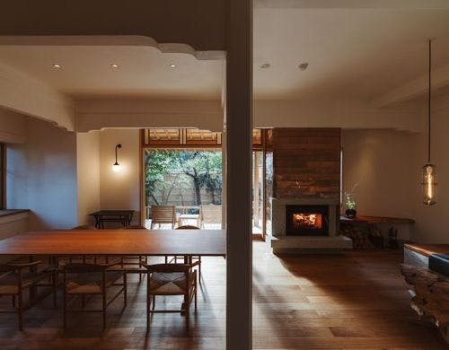 離れのリビングダイニング