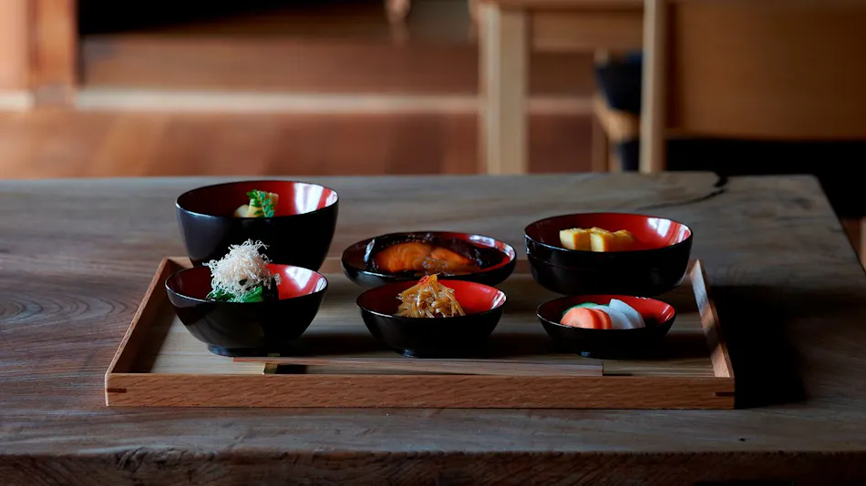 Utsukushigahara Onsen Kanaukan