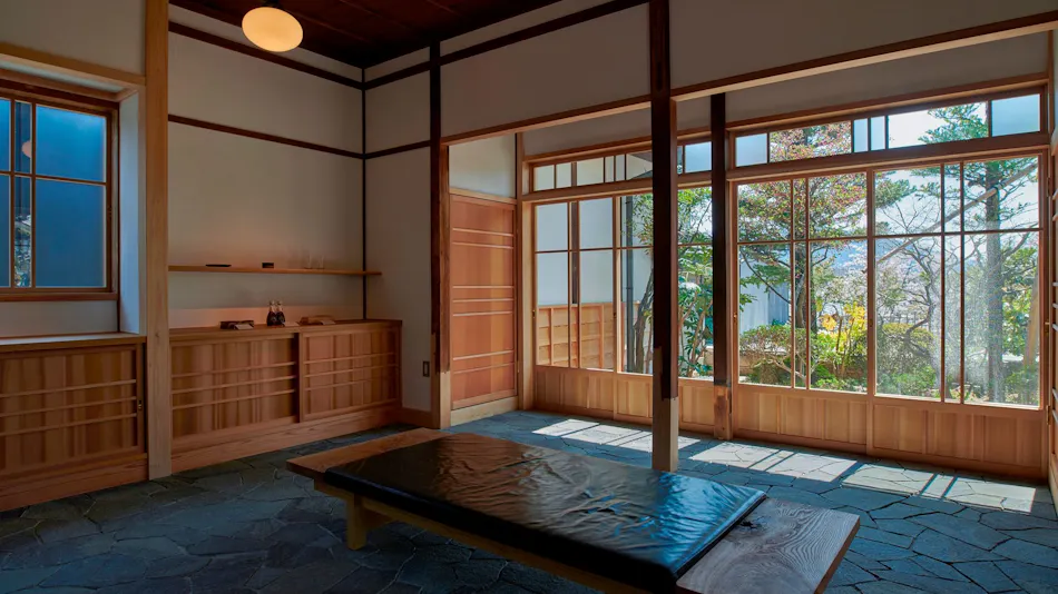 Utsukushigahara Onsen Kanaukan