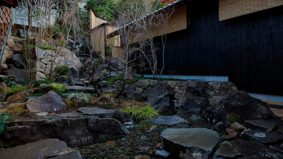 Utsukushigahara Onsen Kanaukan