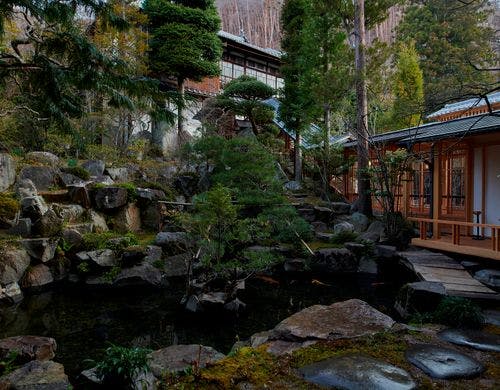 昭和初期に作庭された中庭