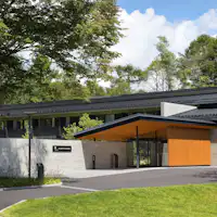 ภายนอกของ North Wing