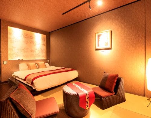 【本館】和モダンクイーンベッド（一例）