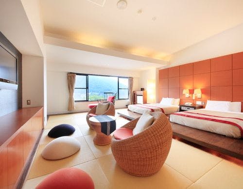 【本館】最上階／展望風呂付き和室ツイン