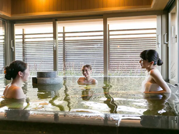 【素泊まり】今夜は温泉に泊まろう!天然温泉の大浴場&無料貸切風呂で湯めぐり満喫!<料金変動プラン>