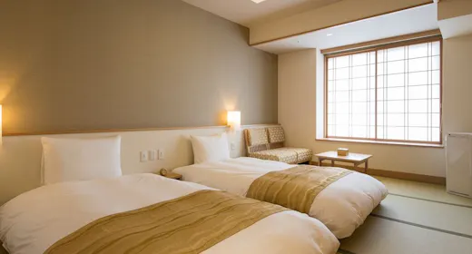 ツイン≪シャワー付≫22.0平米/2名定員