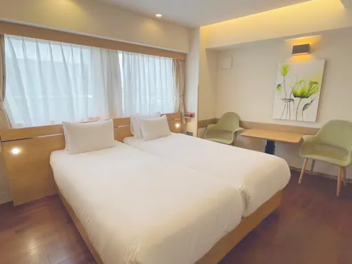 สแตนดาร์ดฮอลลีวูดทวิน ชั้น 2-4