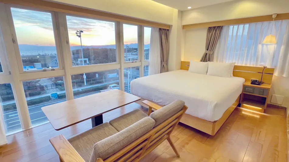 BREATH HOTEL
