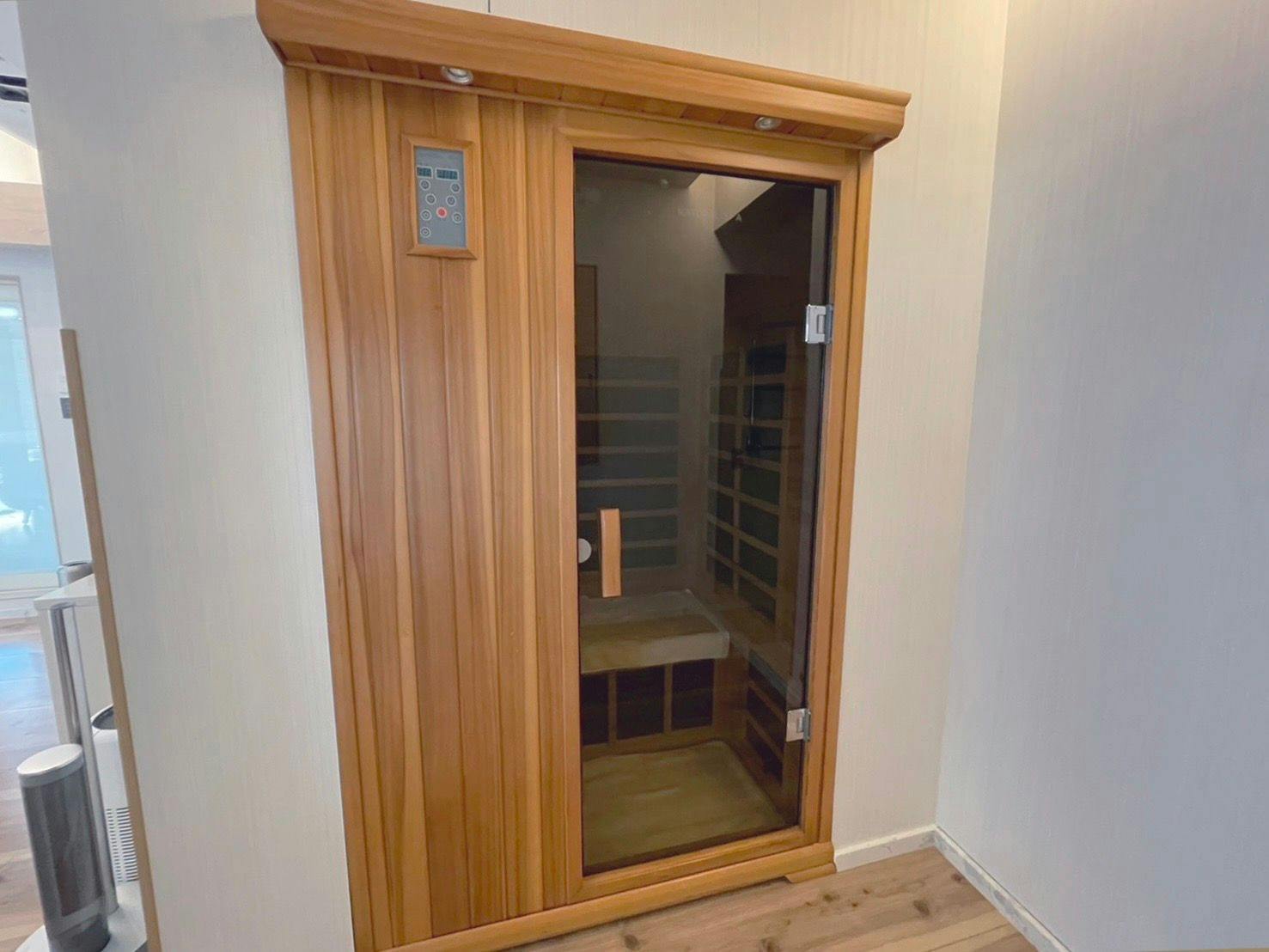 BREATH HOTEL