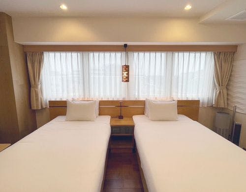 江の島ツインルーム　２階（禁煙）江の島側