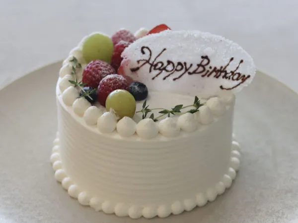 【ご結婚記念日やお誕生日に】大切な日は「食の宿」でお祝いを~ 特製ケーキ付アニバーサリープラン