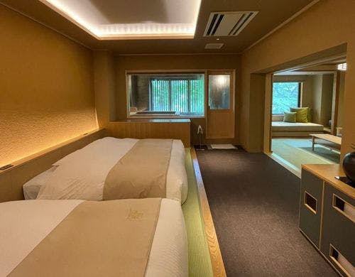 展望風呂付洋室（70平米）