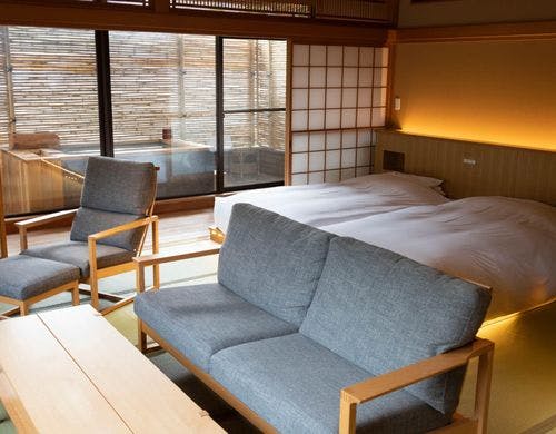 露天風呂付和風ベッドルーム（62平米）