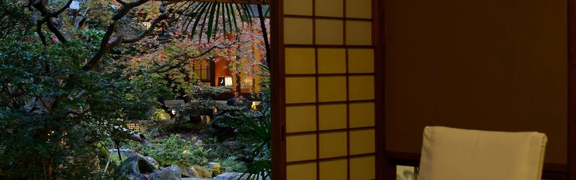 京・富小路 料理旅館天ぷら吉川