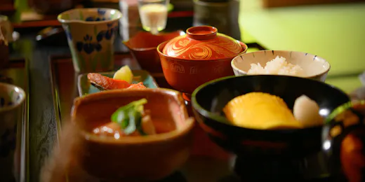 京・富小路 料理旅館天ぷら吉川