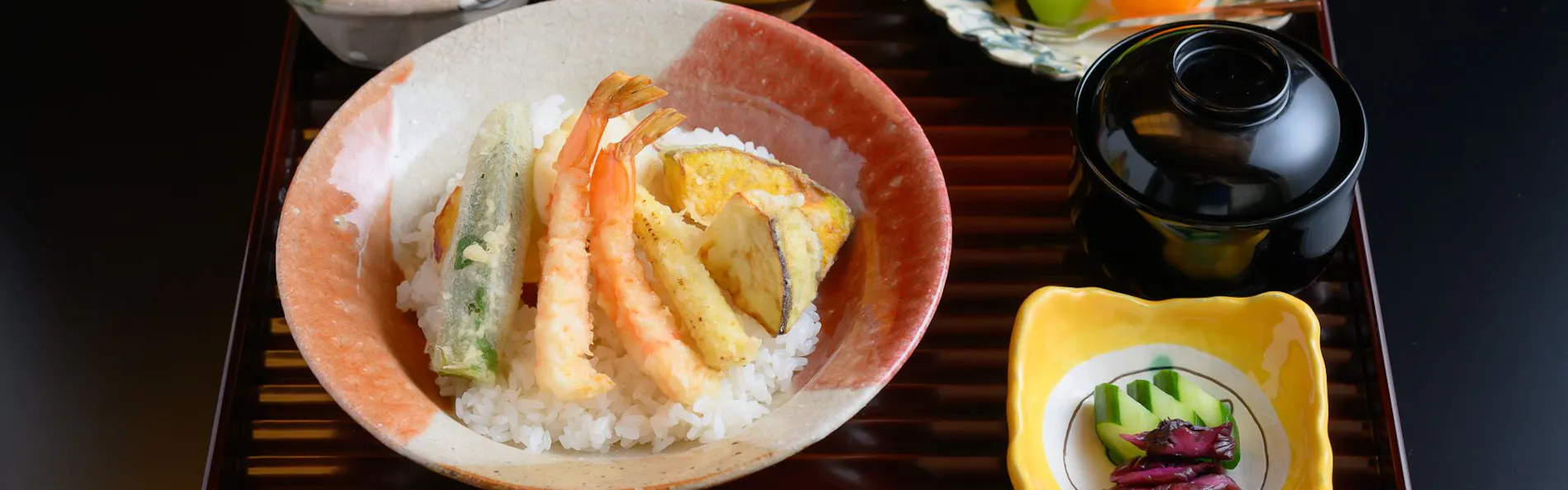 京・富小路 料理旅館天ぷら吉川