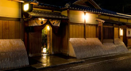 京・富小路 料理旅館天ぷら吉川