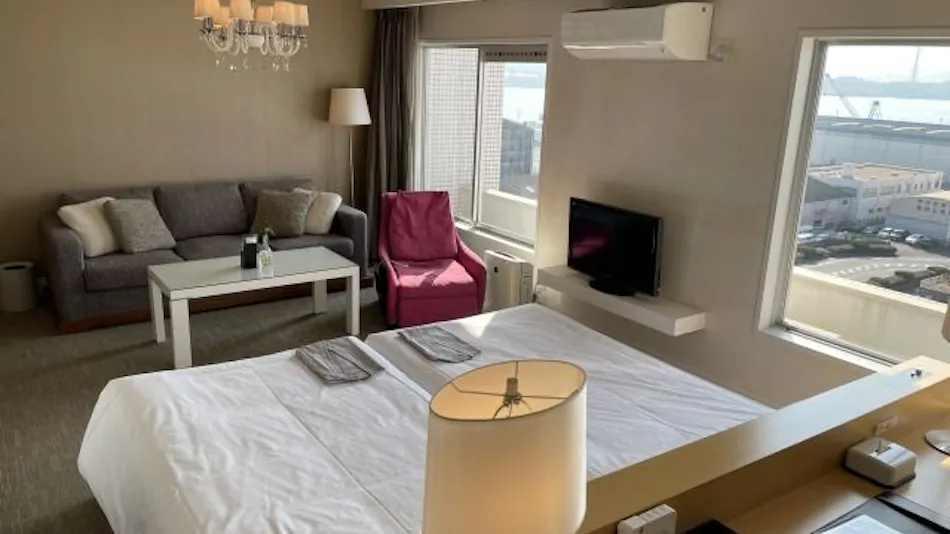 Clayton Bay Hotel
