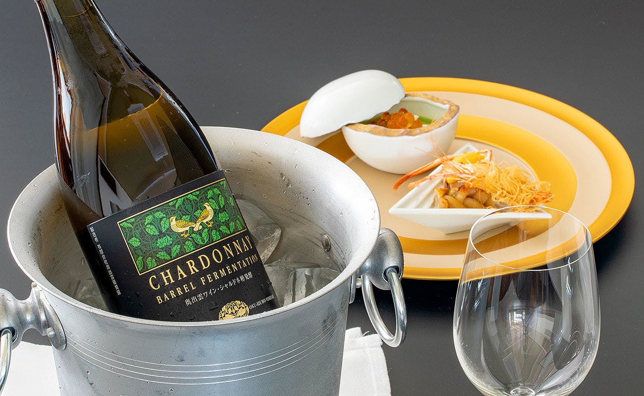 일식과 와인의 페어링을 추천드립니다.