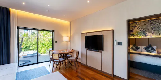 FUSAKI BEACH RESORT HOTEL & VILLAS