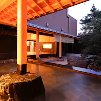 温泉大浴場「庭の湯」(浜離宮本館内)