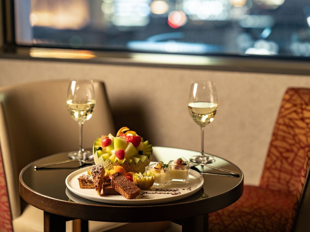 Rencana dengan piring peringatan