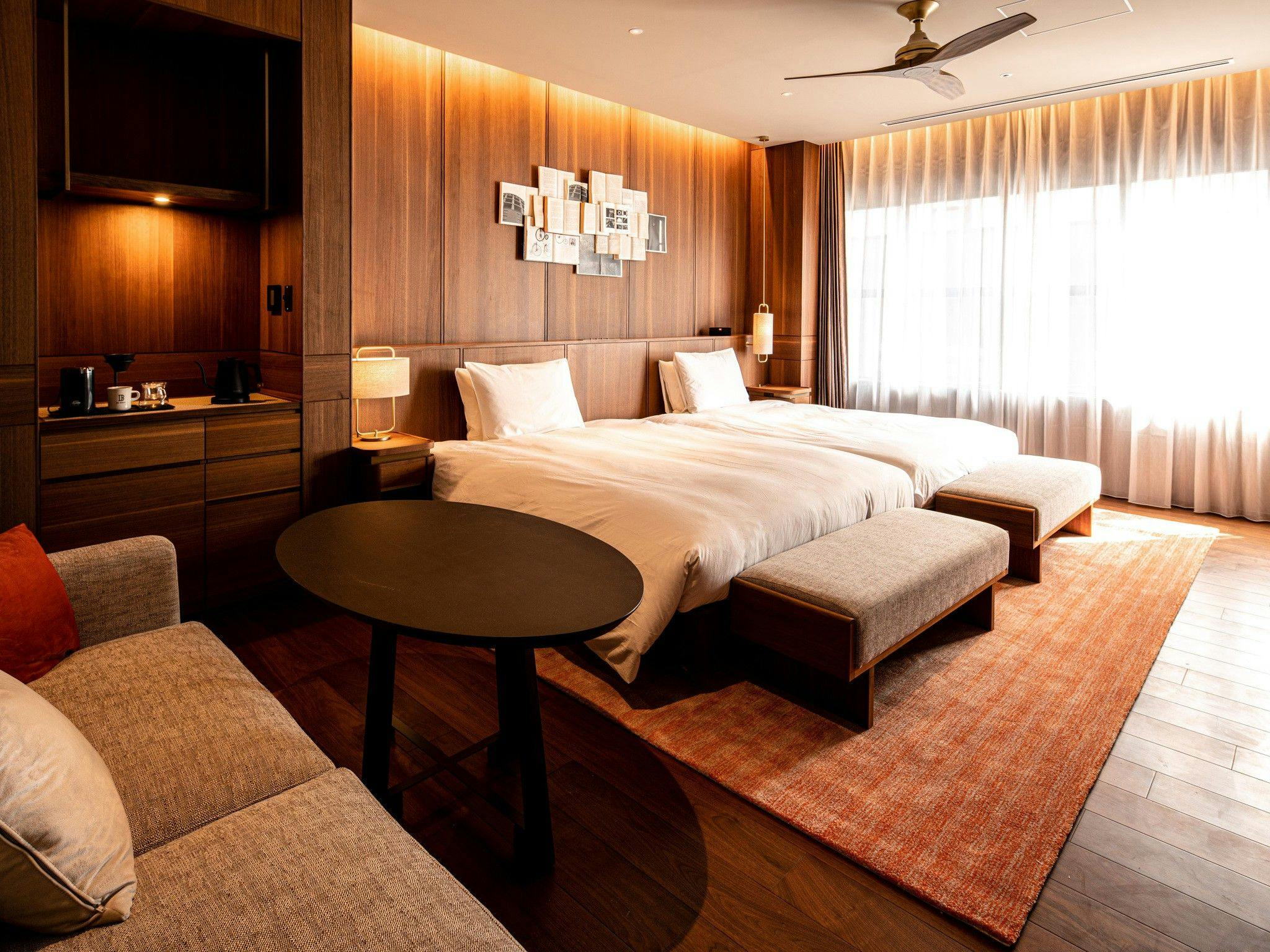 CLUBHAUS ヘッジホッグ フーディー CLUBHAUS (@clubhaus.jp) · Osaka, Osaka