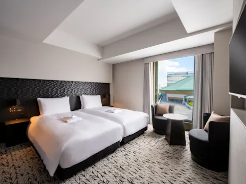 エッセンシャル ハリウッドツイン