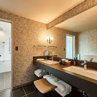 Suite ザ・ゲート(61平米)