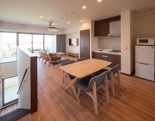 コンドスイート メゾネット