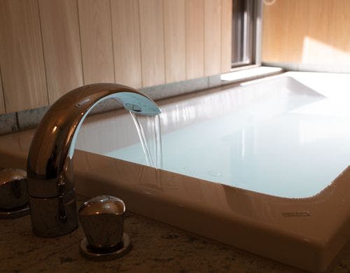 Kamakura cocon 102 bathroom