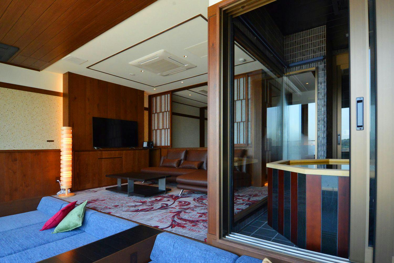 鳥居崎倶楽部　HOTEL＆SEAFOODS