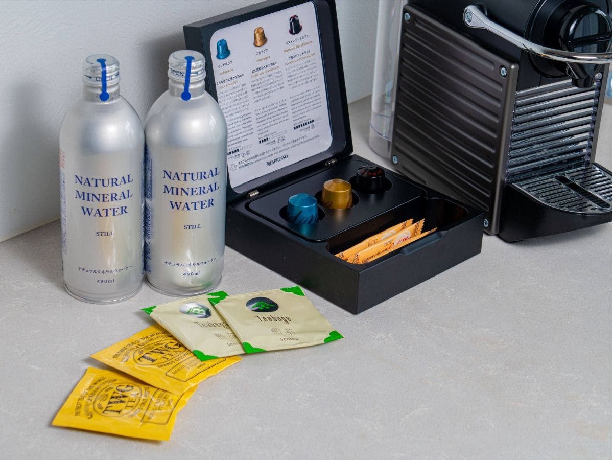 เครื่องชงกาแฟและน้ำแร่