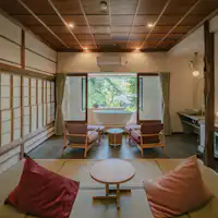 【中庭の部屋】