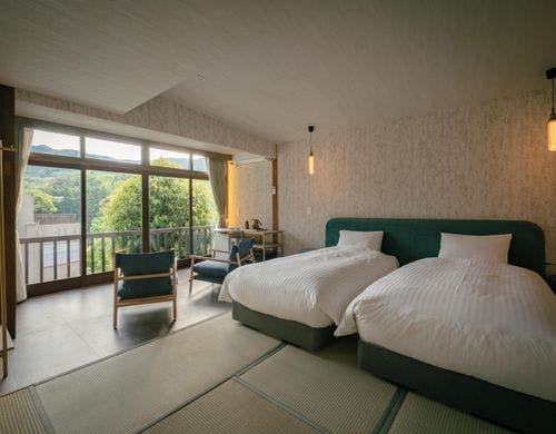 【木漏れ日の部屋】