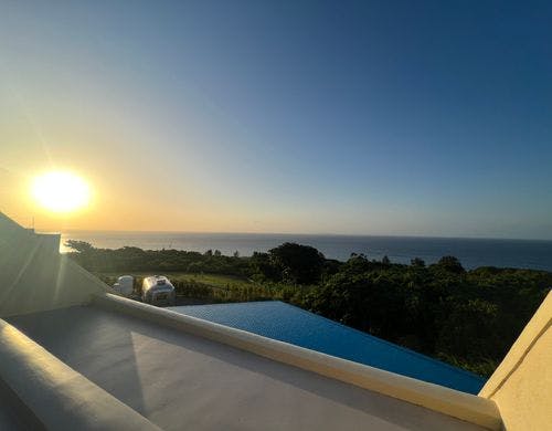 ルーフトップからの夕日