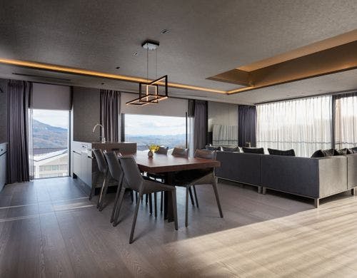 デラックスツーベッドルームスイート