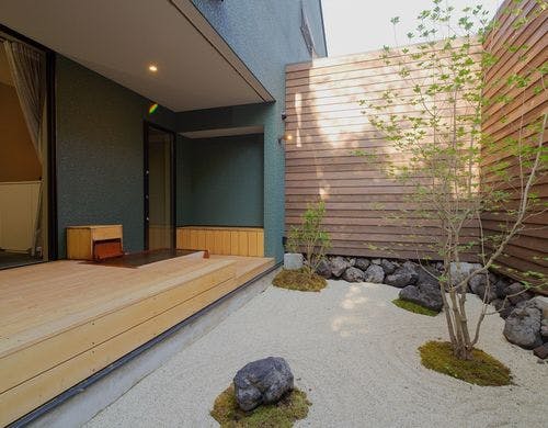 room1　源泉かけ流し露天風呂付客室。