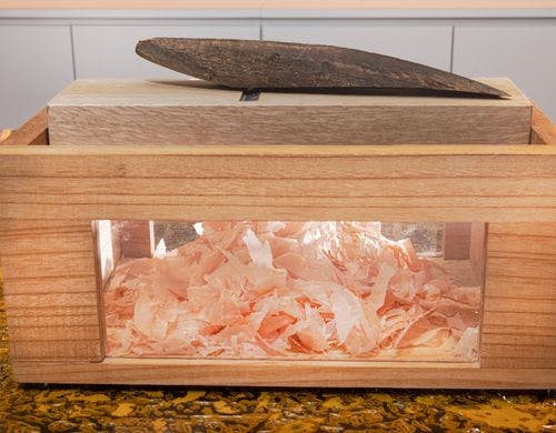 朝食削りたて鰹節