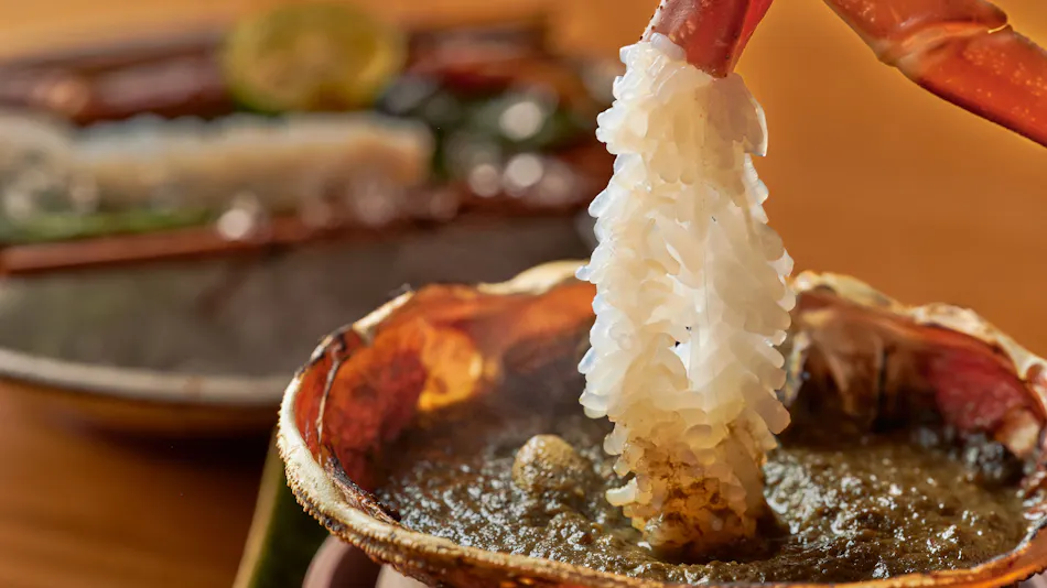 Wakasa Kajitsu: An Inn to Enjoy the Sea, Cuisine, and Culture of Miketsukuni Wakasa