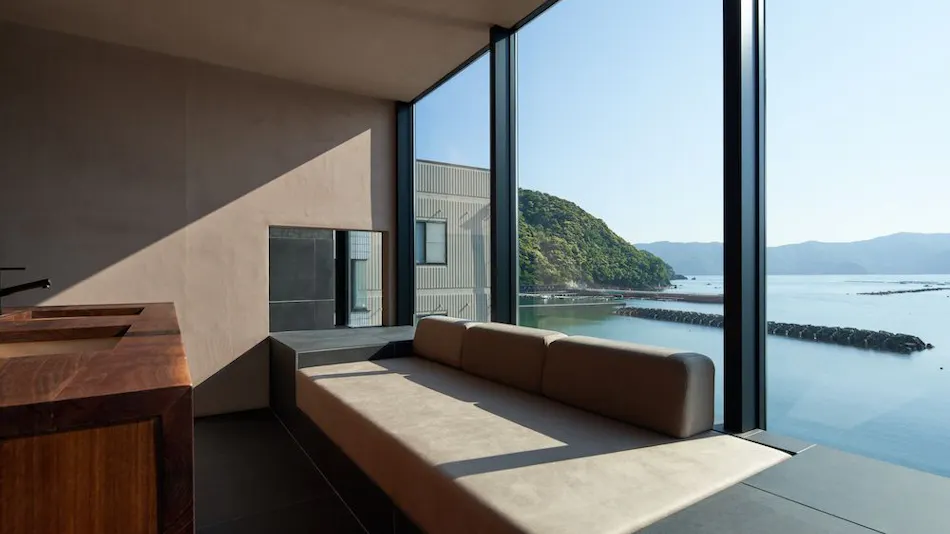 Wakasa Kajitsu: An Inn to Enjoy the Sea, Cuisine, and Culture of Miketsukuni Wakasa