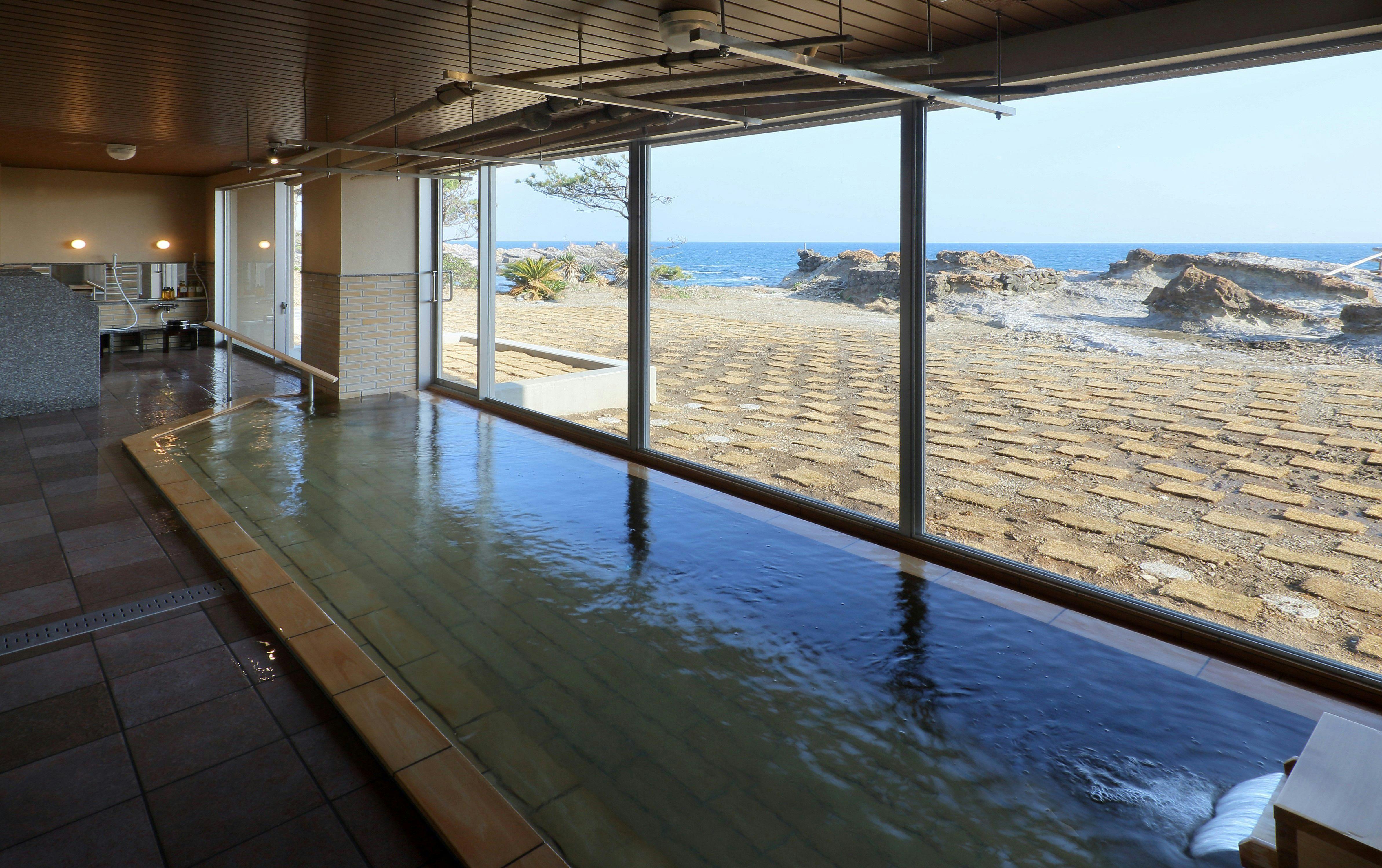房総鴨川温泉是空